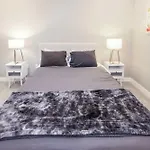 Upscale 2Br Condo Resort Amenities West Hollywood