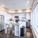 Upscale 2Br Condo Resort Amenities West Hollywood