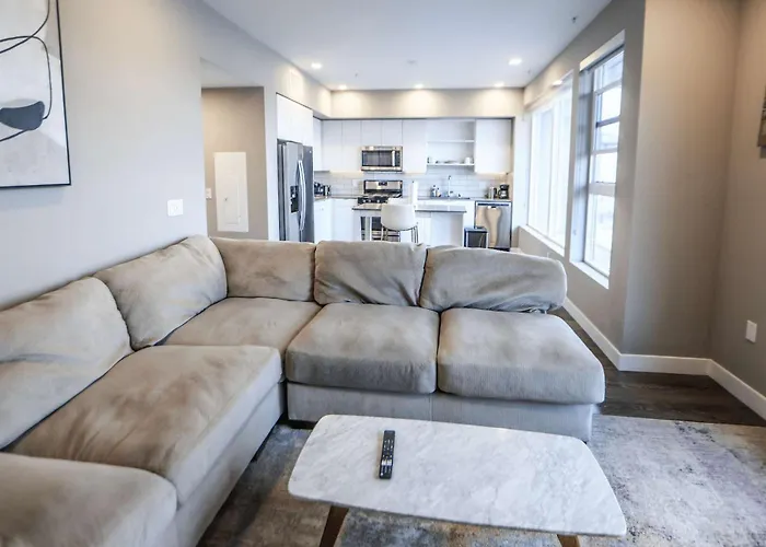 Upscale 2Br Condo Resort Amenities West Hollywood